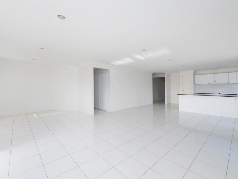 7 Charlton Crescent, Ormeau QLD 4208