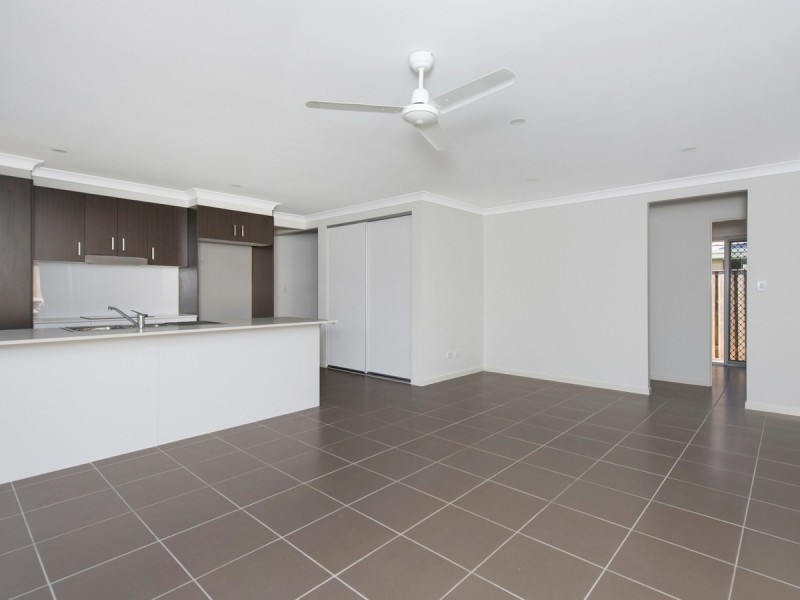 43 Chrome Drive, Pimpama QLD 4209