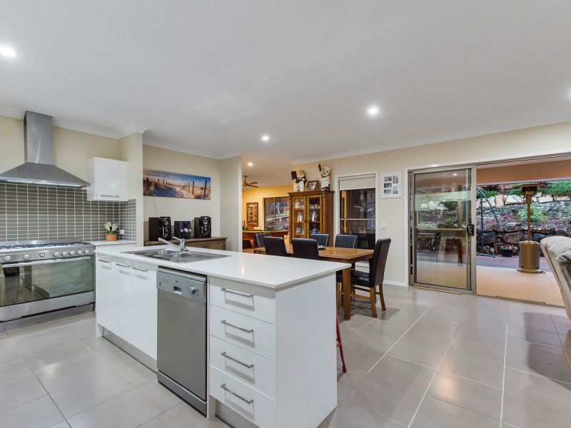 9 Riverside Sanctuary Terrace, Ormeau QLD 4208