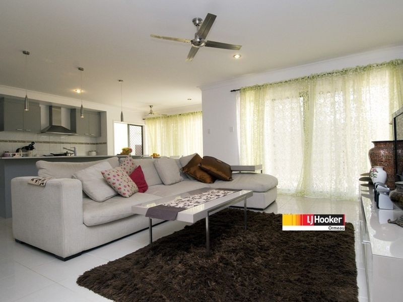 26 Hazelmere Cres, Ormeau QLD 4208