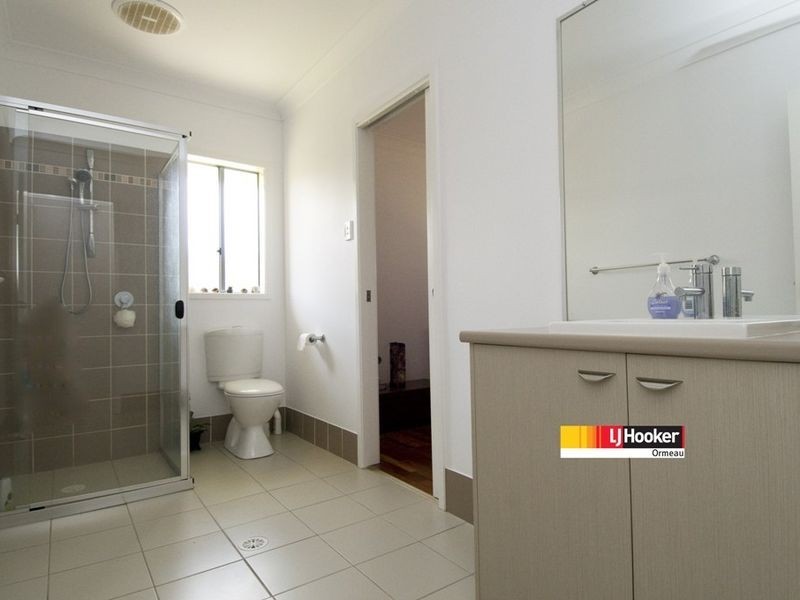 26 Hazelmere Cres, Ormeau QLD 4208