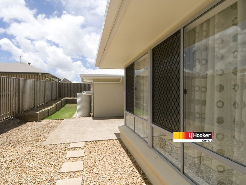 26 Hazelmere Cres, Ormeau QLD 4208