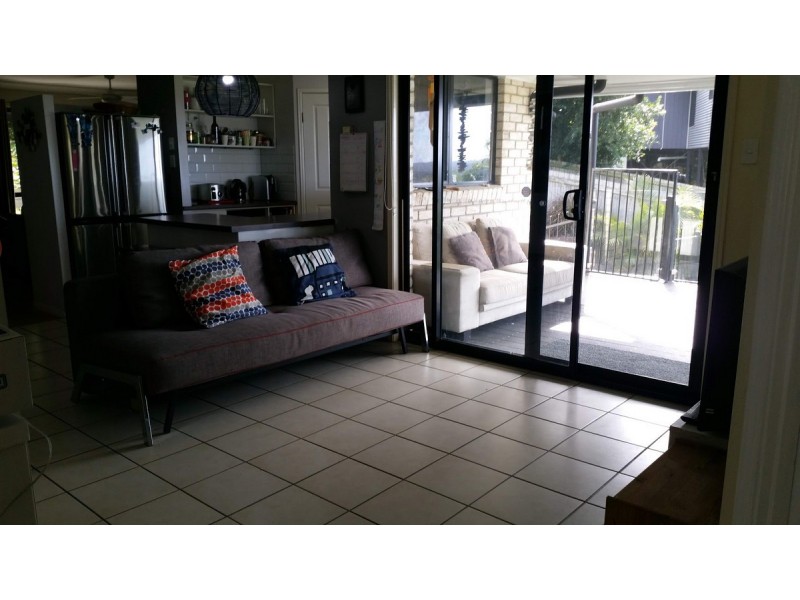9 Nexus Close, Edens Landing QLD 4207