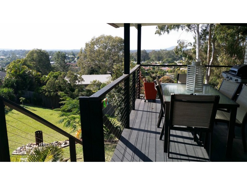 9 Nexus Close, Edens Landing QLD 4207