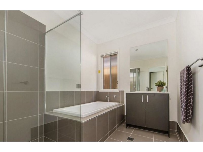 43 Oakover Avenue, Ormeau Hills QLD 4208