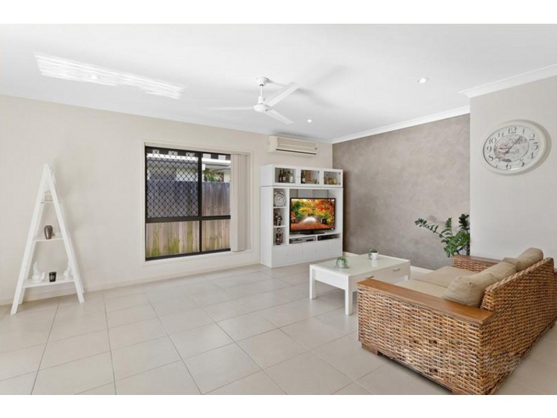 1/19 Summerlea Crescent, Ormeau QLD 4208