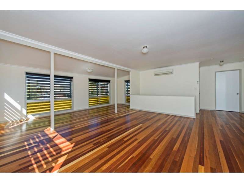 13 Warana Avenue, Steiglitz QLD 4207