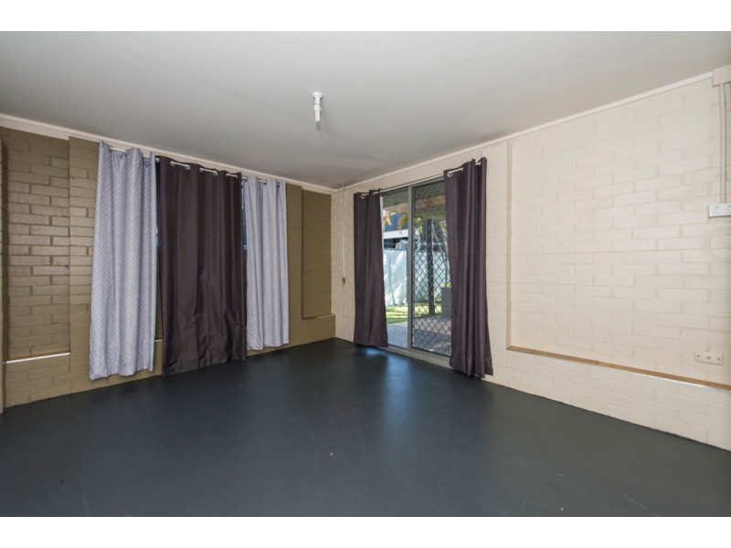 13 Warana Avenue, Steiglitz QLD 4207