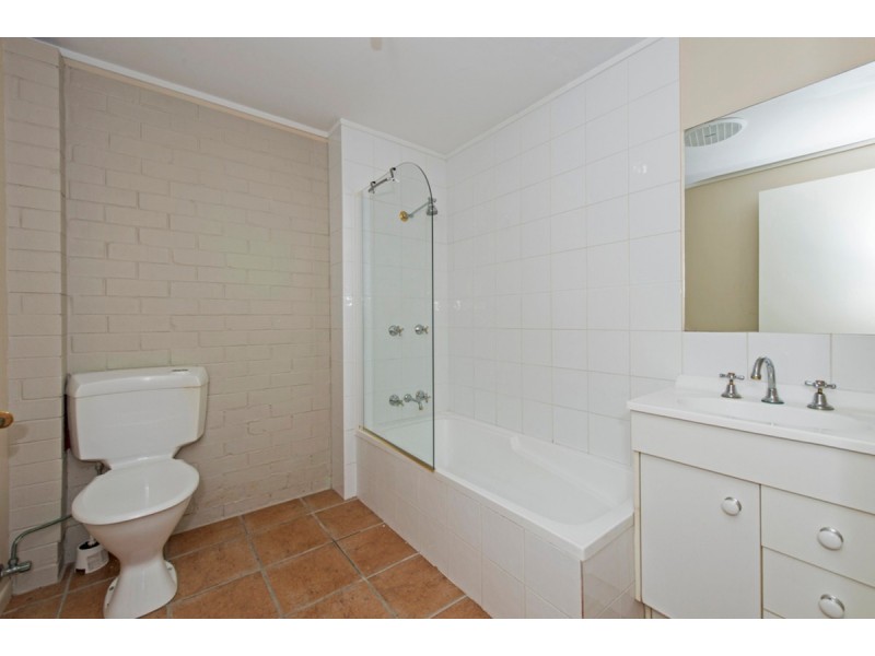 13 Warana Avenue, Steiglitz QLD 4207