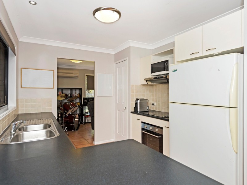 30 Gawain Drive, Ormeau QLD 4208