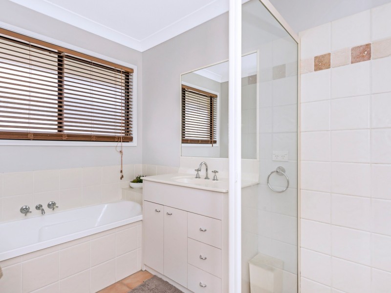 30 Gawain Drive, Ormeau QLD 4208