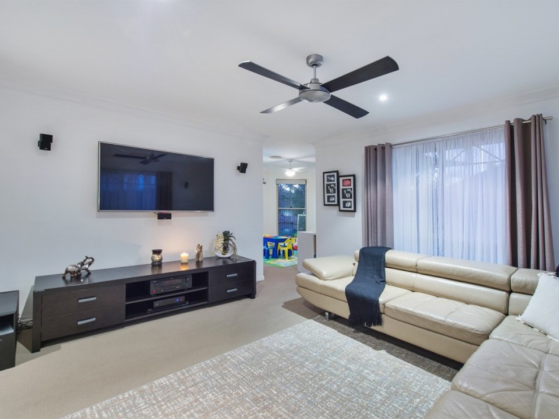 4 Sorrel Place, Ormeau QLD 4208