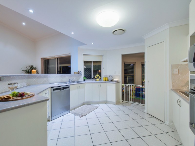 4 Sorrel Place, Ormeau QLD 4208