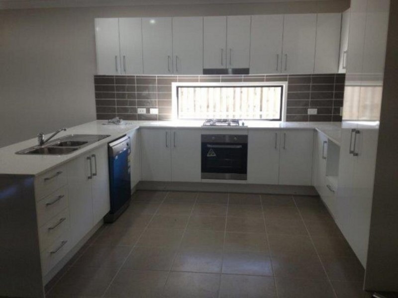 28 Swan Road, Pimpama QLD 4209