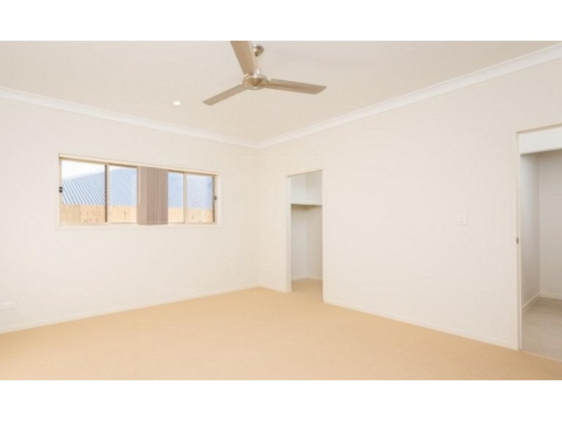 12 Leabrook Place, Pimpama QLD 4209