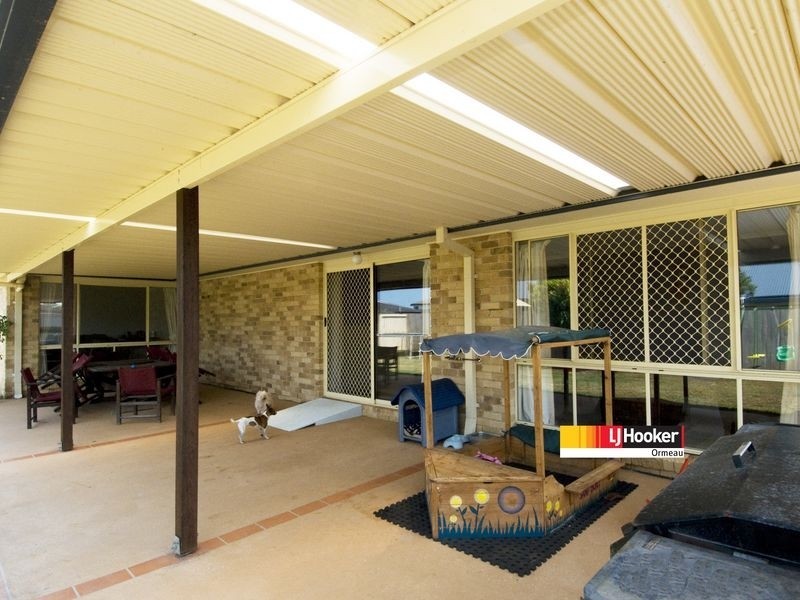 4 Kimbolton Dr, Redland Bay QLD 4165