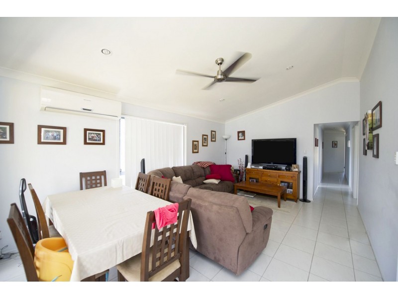 3 Star Ruby Link, Eagleby QLD 4207