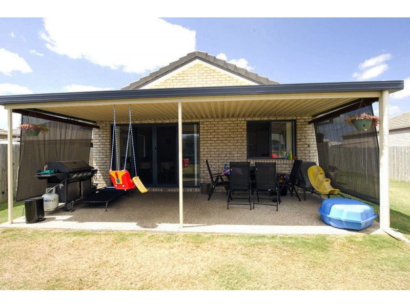 3 Star Ruby Link, Eagleby QLD 4207