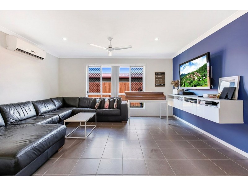 20 Arcadia Boulevard, Pimpama QLD 4209