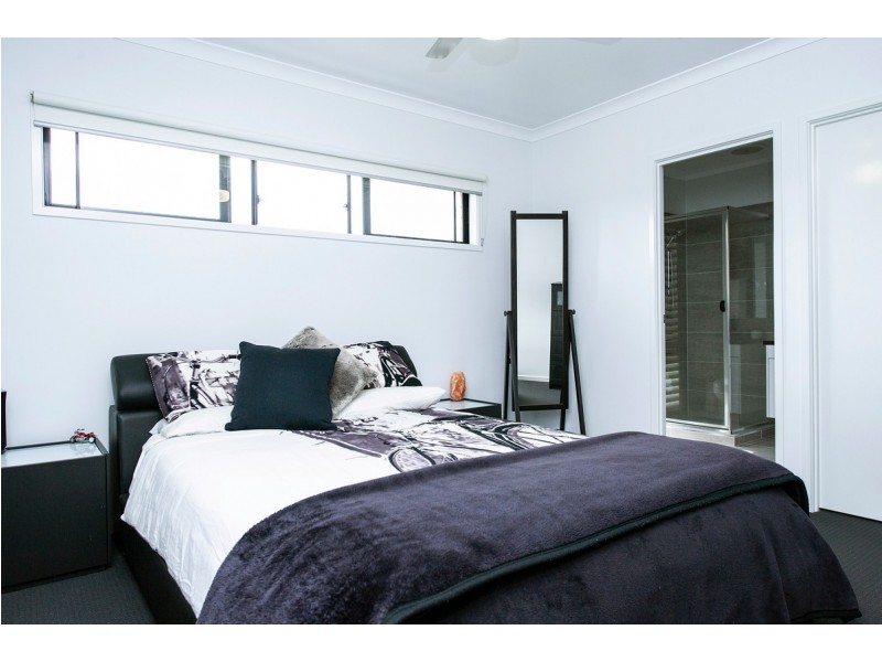 11 Bredbo Street, Ormeau Hills QLD 4208