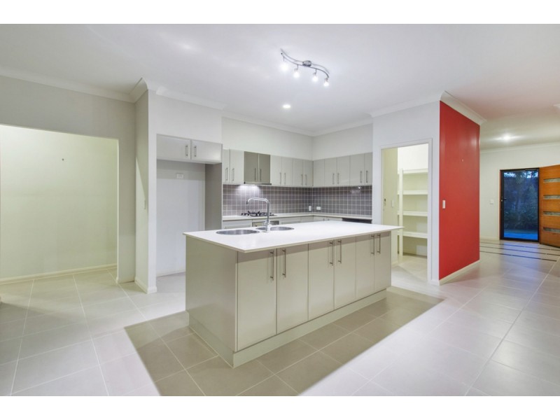 7 Tarella Court, Ormeau QLD 4208