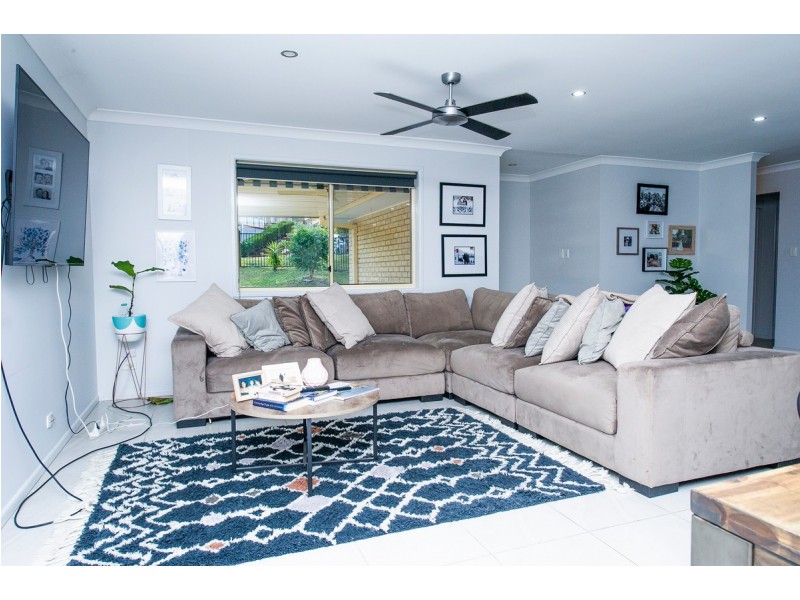 5 Presley Court, Windaroo QLD 4207