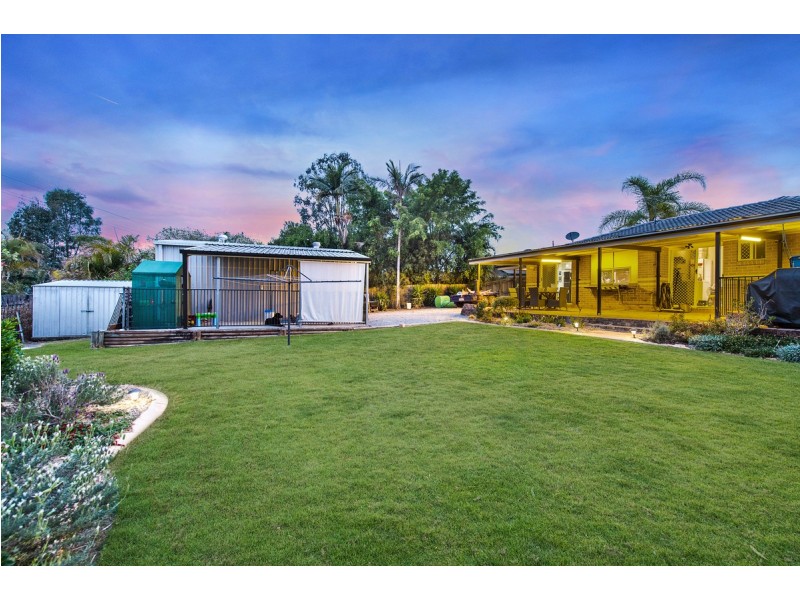 13 Sandra-Ann Drive, Edens Landing QLD 4207