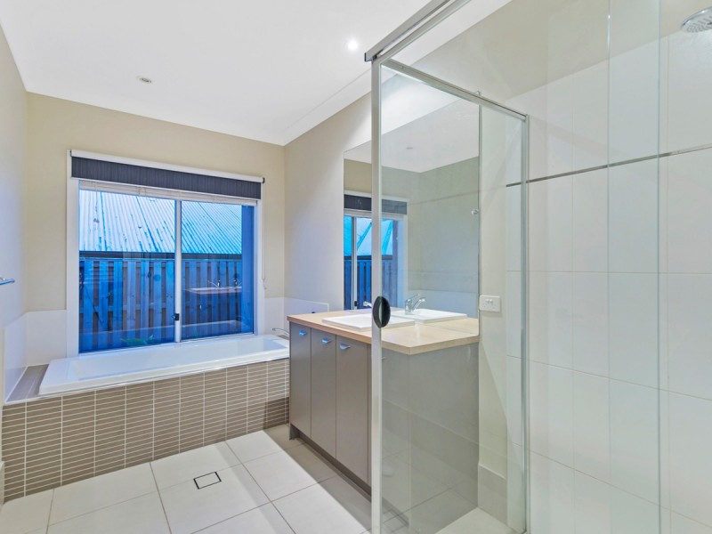 25 Olivevale Street, Ormeau QLD 4208