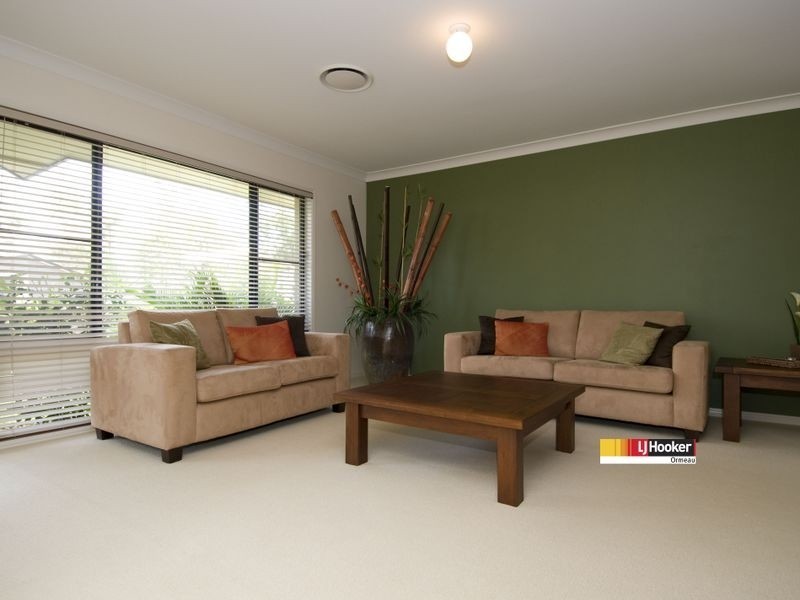 4 Jondaryan st, Ormeau QLD 4208