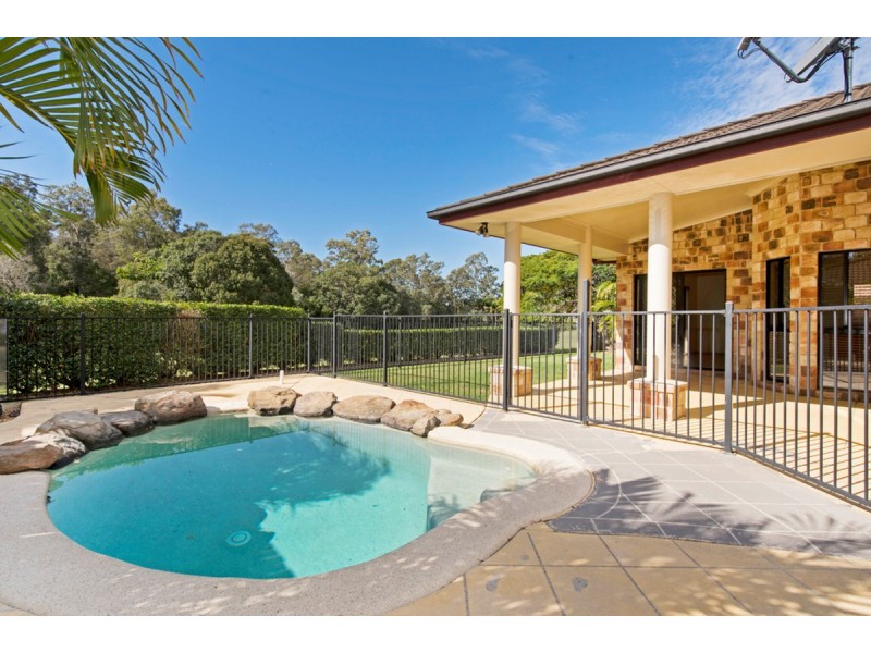 44 Albert Valley Drive, Bahrs Scrub QLD 4207