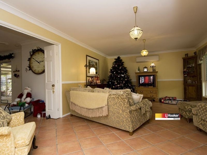 17 Lucas Crt, Ormeau QLD 4208