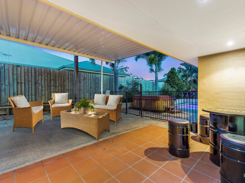 5 Lauradale Crescent, Ormeau QLD 4208