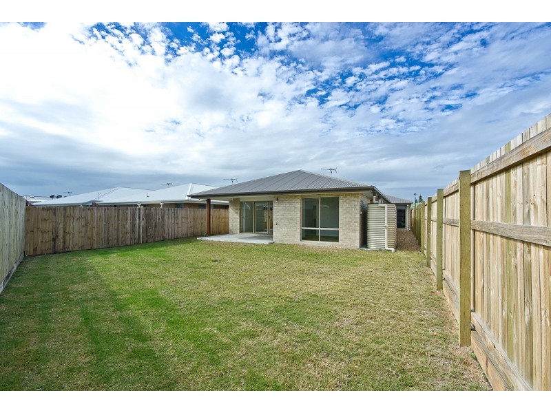 94 Brookside Circuit, Ormeau QLD 4208