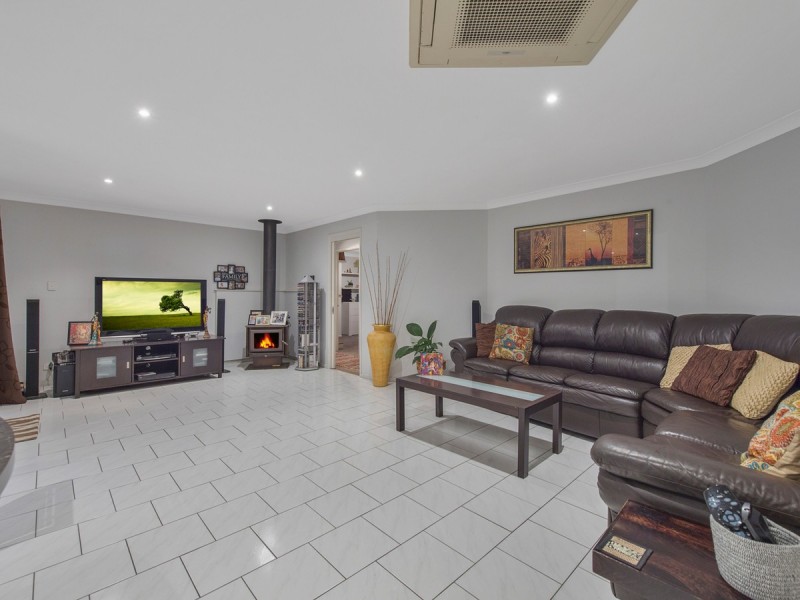 12 Claire Close, Ormeau QLD 4208