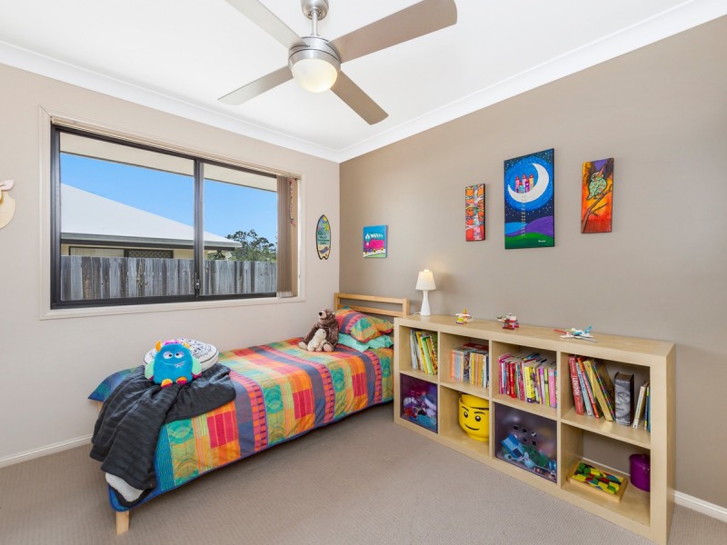 16 Lauradale Crescent, Ormeau QLD 4208