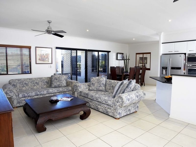 62 Ormeau Ridge Rd, Ormeau Hills QLD 4208