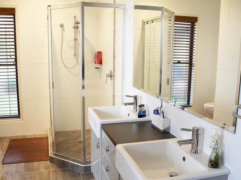 62 Ormeau Ridge Rd, Ormeau Hills QLD 4208