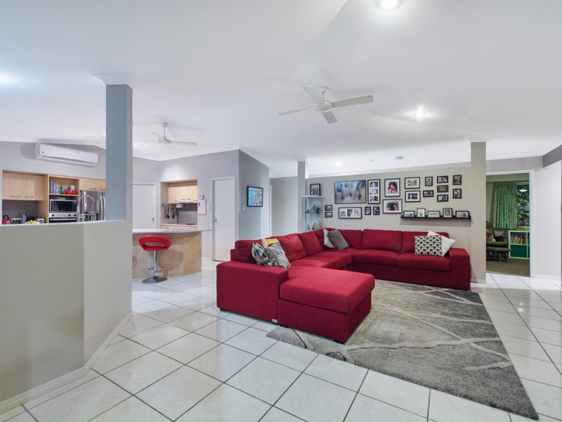 1 Floribunda Place, Ormeau QLD 4208