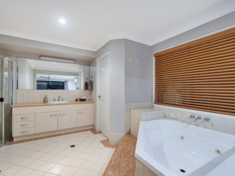 1 Floribunda Place, Ormeau QLD 4208