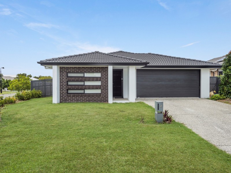 2 Yoorigan Lane, Pimpama QLD 4209