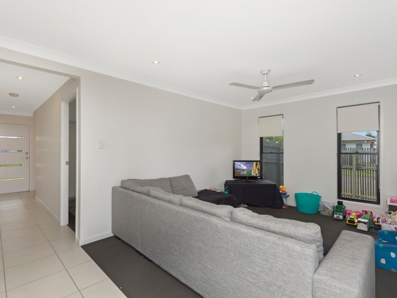 2 Yoorigan Lane, Pimpama QLD 4209