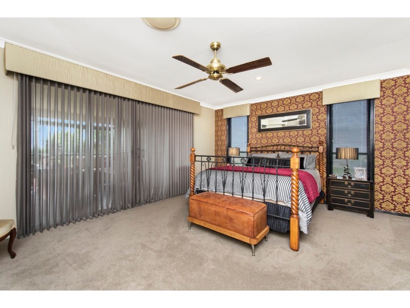 23 Sir Charles Holm Drive, Ormeau Hills QLD 4208