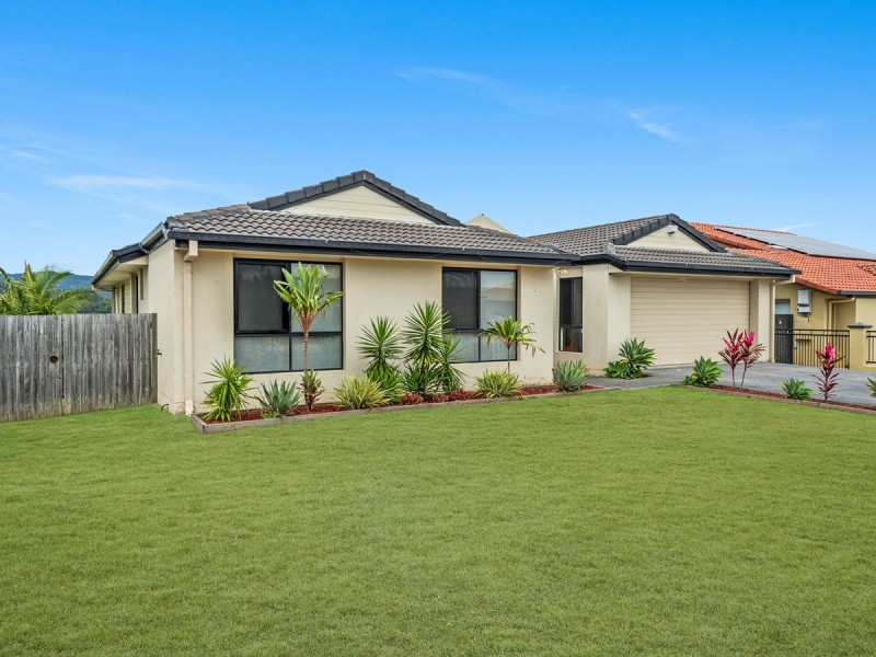 16 Sir Charles Holm Drive, Ormeau Hills QLD 4208