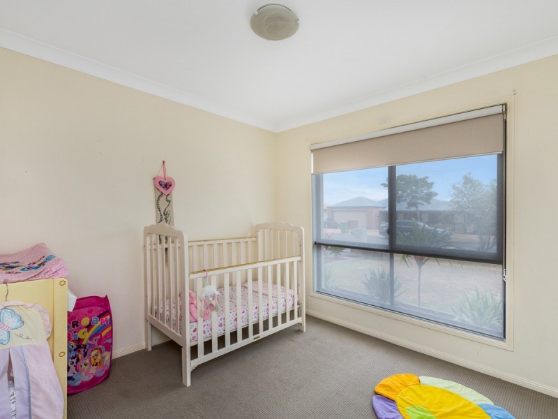 16 Sir Charles Holm Drive, Ormeau Hills QLD 4208