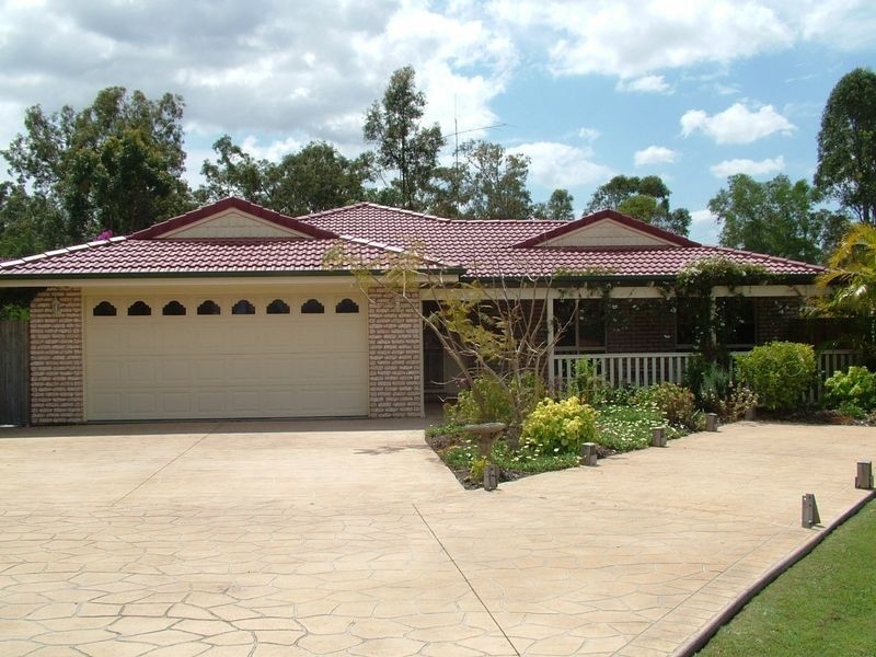 17 Lucas Crt, Ormeau QLD 4208