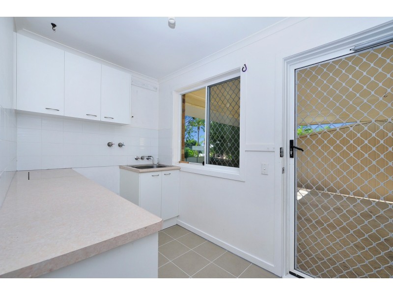 28 Thoms Crescent, Mount Warren Park QLD 4207