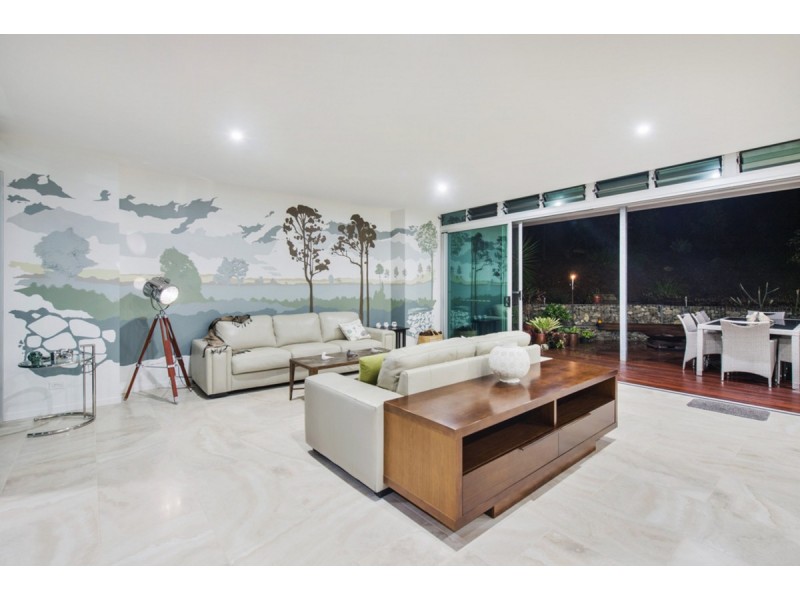 11 Guara Grove East, Pimpama QLD 4209