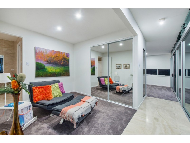 11 Guara Grove East, Pimpama QLD 4209