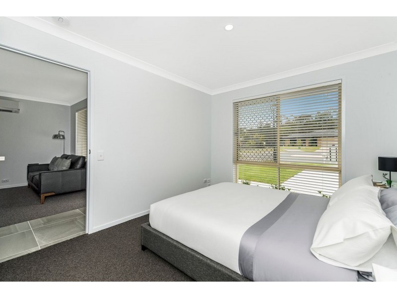 12 Rosella Court, Ormeau QLD 4208
