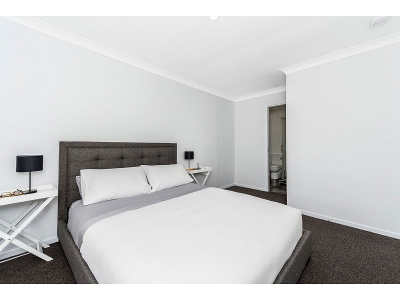 12 Rosella Court, Ormeau QLD 4208